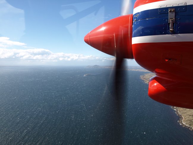 ../../Pictures/241209/003 erster Inselflug.JPG